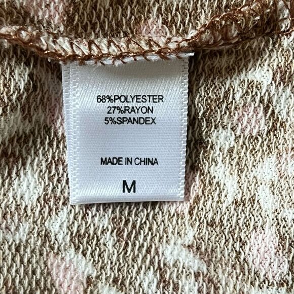 The Original MUK LUKS Floral Blouse Size Medium - Picture 5 of 7